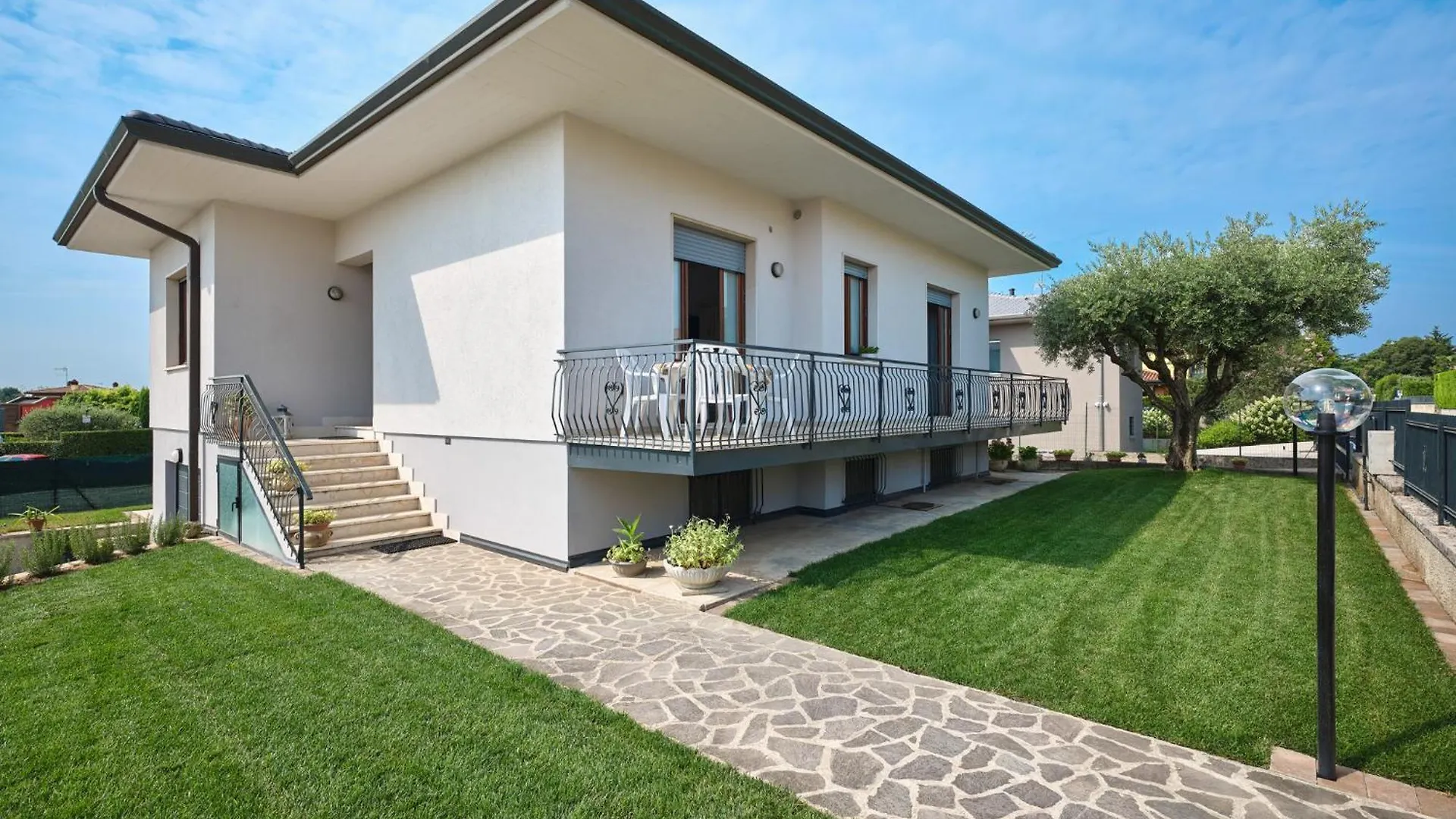 Villa Harmony - Regarda Travel Lazise